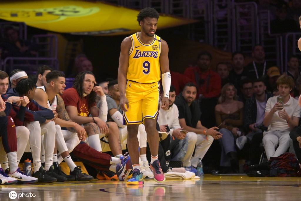 皇冠信用網注册开户_今日湖勇大战 布朗尼狂砍39分创职业生涯新高