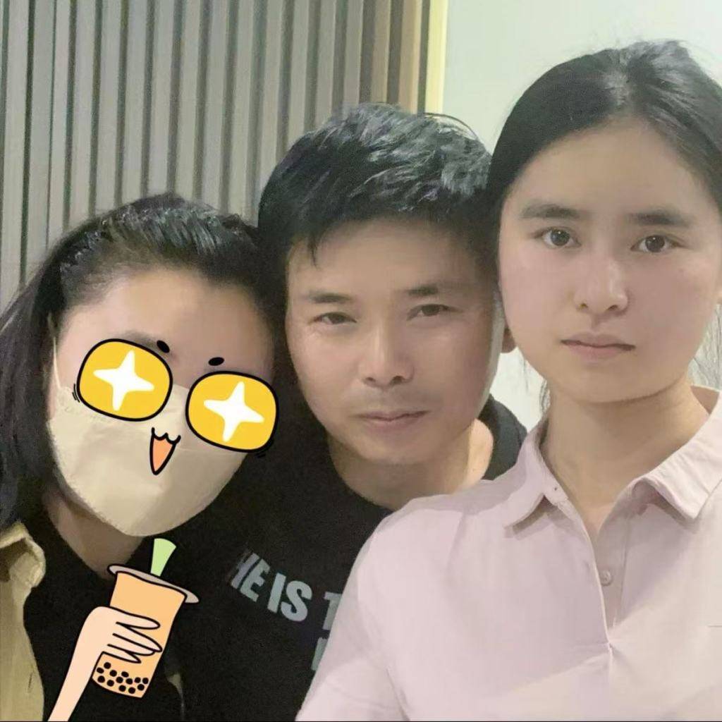 怎么开通皇冠信用网口
_陈杨梅:为爸爸寻我19年没有放弃而感动怎么开通皇冠信用网口
,回家既紧张又期待