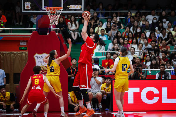 皇冠信用網代理登1_狂胜67分皇冠信用網代理登1！张子宇16+7杨舒予22分 中国女篮再擒波黑