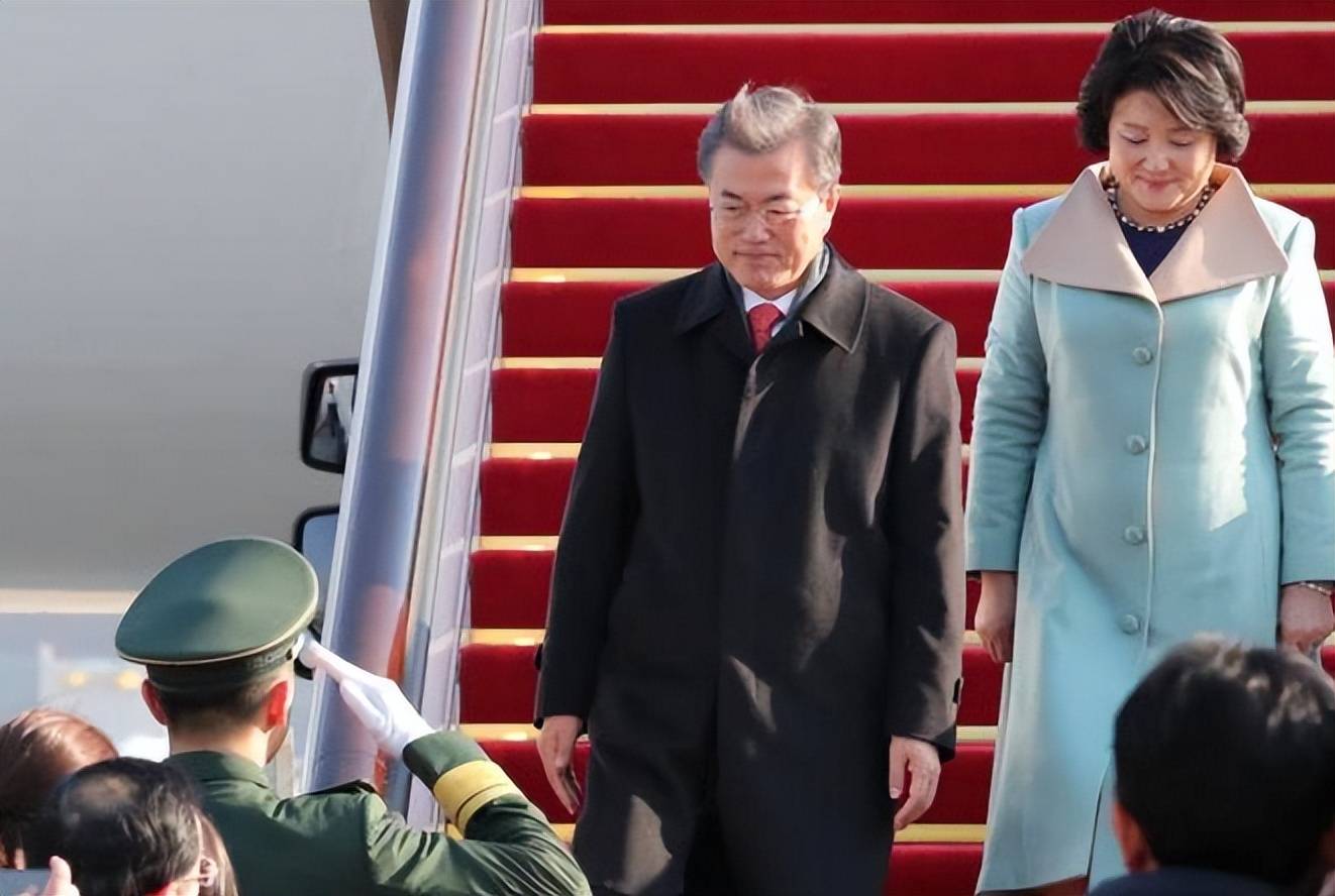 阿斯顿维拉vs纽卡斯尔联_思考13天阿斯顿维拉vs纽卡斯尔联，李在明决定不参加中国阅兵仪式，韩国还要看特朗普的脸色