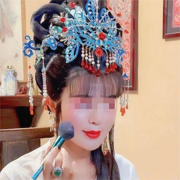 皇冠信用网哪里申请_转账200万元仍被杀害皇冠信用网哪里申请！网红罗大美被害案一审再次开庭