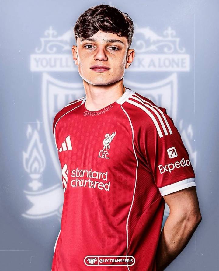 波兰甲组联赛_要价4000万欧波兰甲组联赛！意媒：利物浦3500万欧报价18岁中卫莱奥尼被拒