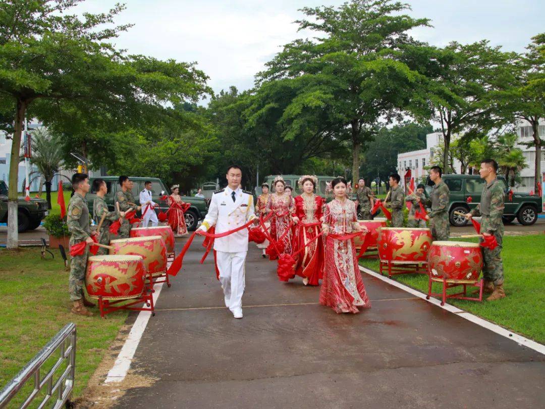 英格兰超级联赛_恭喜英格兰超级联赛，他们结婚了！