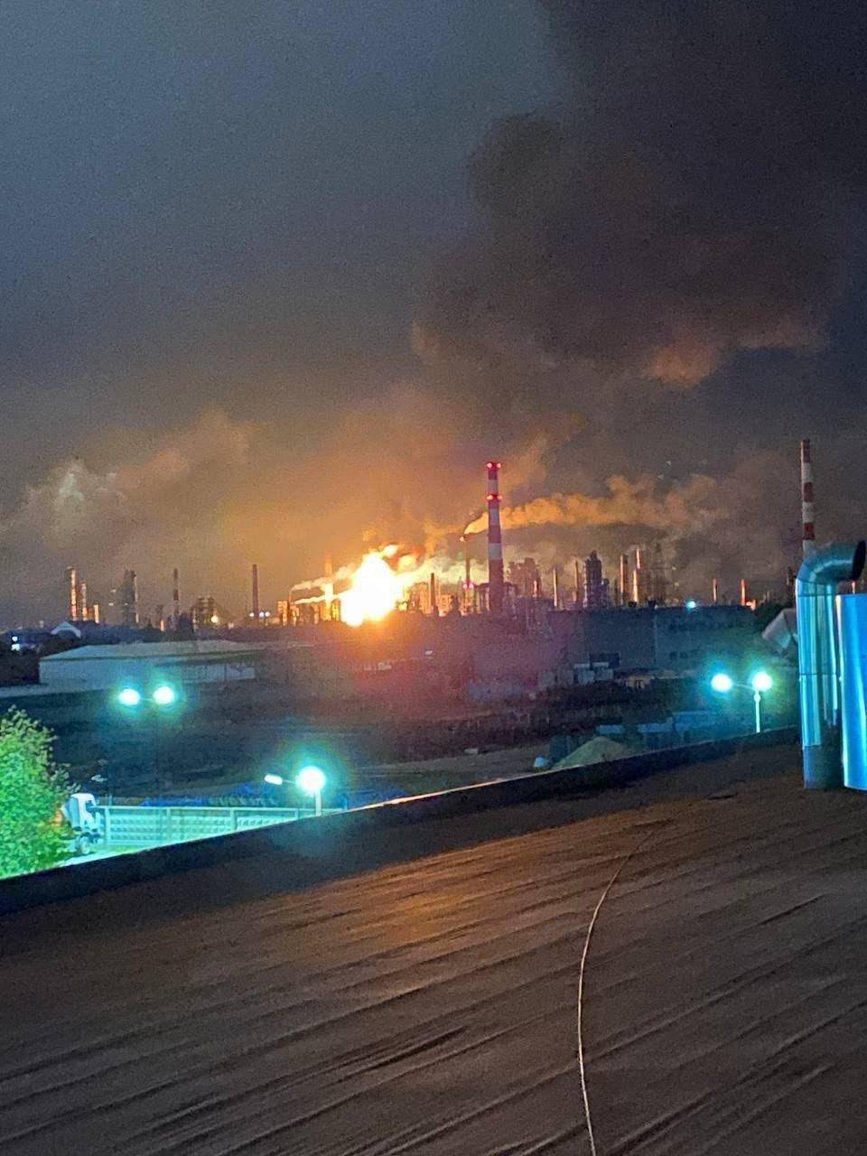 谢周三vs斯旺西_俄军捞大鱼谢周三vs斯旺西，乌军和丹麦军官来势汹汹：普京下令精准斩杀一个不留