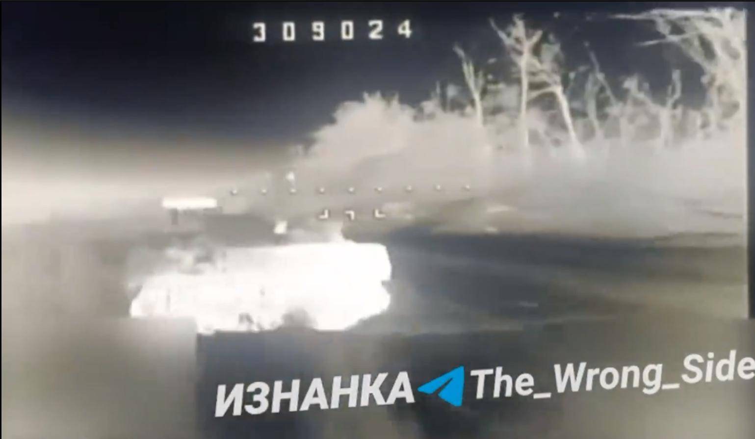 皇冠代理登1_俄军这次大意了皇冠代理登1，包饺子失败：机器人突入红军城，乌军一夜全跑了