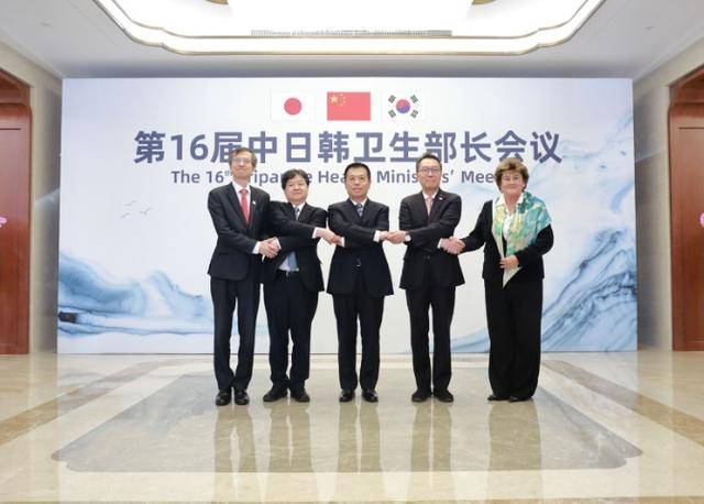 皇冠体育App下载_日本等了30多天皇冠体育App下载，终于在韩国见到中国官员，却发现中方早留了后手