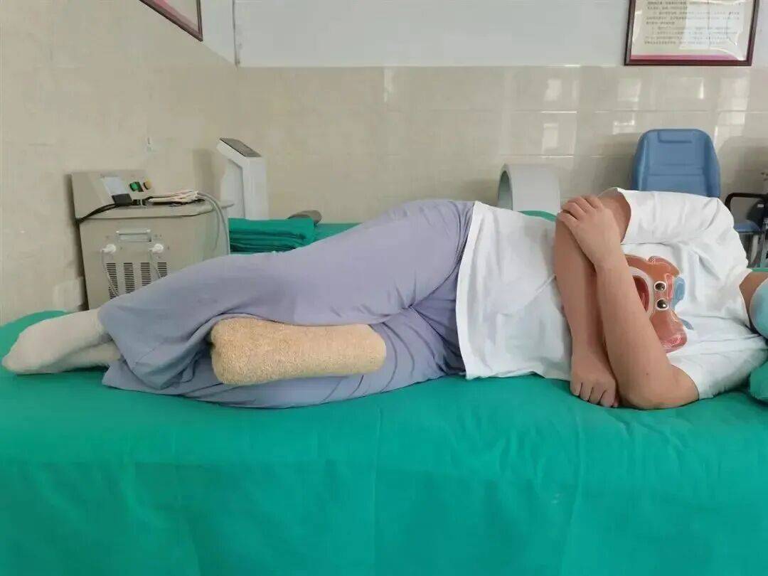 皇冠hga038
_一觉醒来皇冠hga038
,21岁女生的屁股惨不忍睹!严重或危及生命