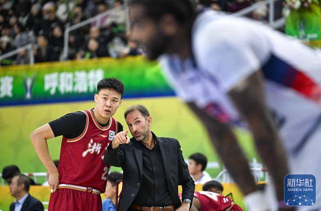 皇冠登1登2登3申请_篮球丨CBA俱乐部杯赛:浙江稠州金租不敌山东高速