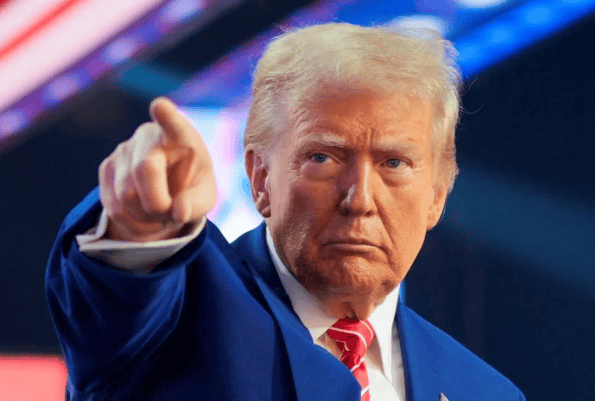 世界杯信用盘代理 _不想访华了？打不倒伊朗世界杯信用盘代理 ，特朗普矛头调转剑指16国，中国忍无可忍