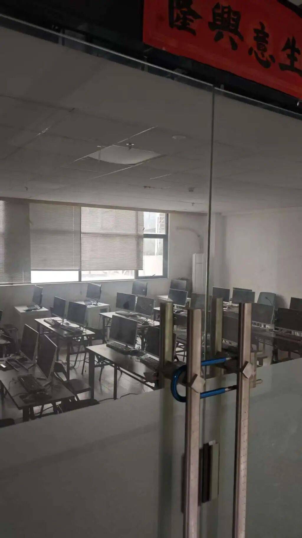 皇冠信用盘如何申请_警方已立案！深圳一企业突然“爆雷”皇冠信用盘如何申请，多人仍在维权