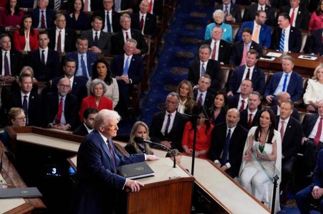 皇冠信用平台出租出售_伊朗导弹越打越猛皇冠信用平台出租出售，特朗普突然调转枪口：最大的敌人就在身边！