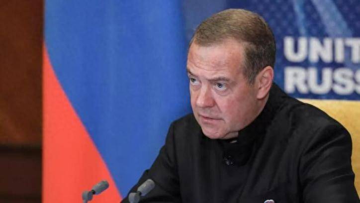 hga026注册 _梅德韦杰夫直言hga026注册 ，伊朗的“核武器”威力无穷，俄伊阵线不会被轻易击破！