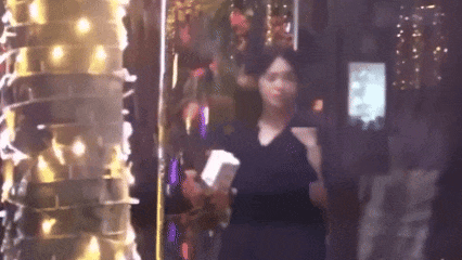 皇冠app_她好像真的未婚先孕了皇冠app?全网都在猜孩子生父是谁